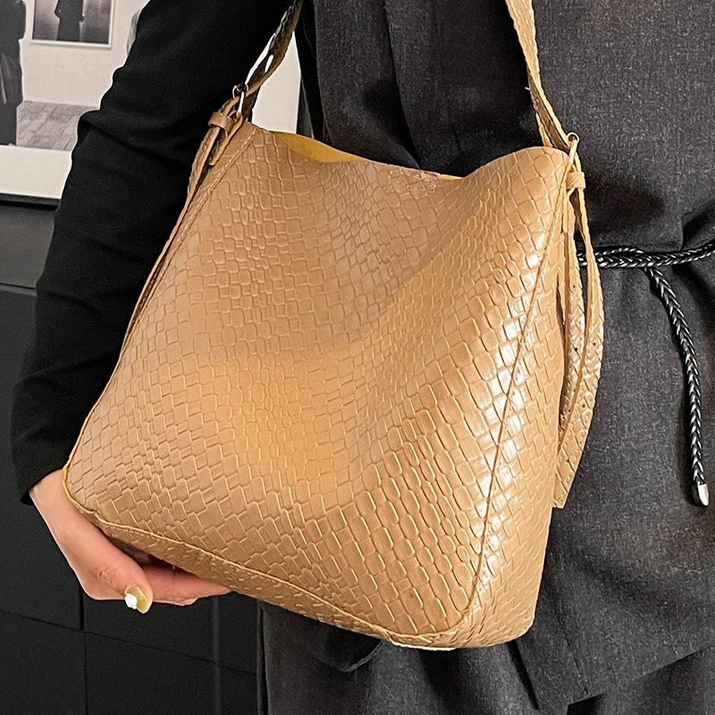 BeCloz Woven Leather Shoulder Bag with Matching Pouch